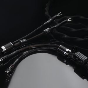 Lautsprecherkabel Eterna von Esprit Audio jetzt telefonisch oder per E-Mail mit 3% Skonto bestellen oder vorher kostenlos als Testpaket zu Hause ausprobieren.