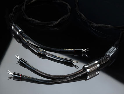 Lautsprecherkabel Lumina von Esprit Audio jetzt telefonisch oder per E-Mail mit 3% Skonto bestellen oder vorher kostenlos als Testpaket zu Hause ausprobieren.